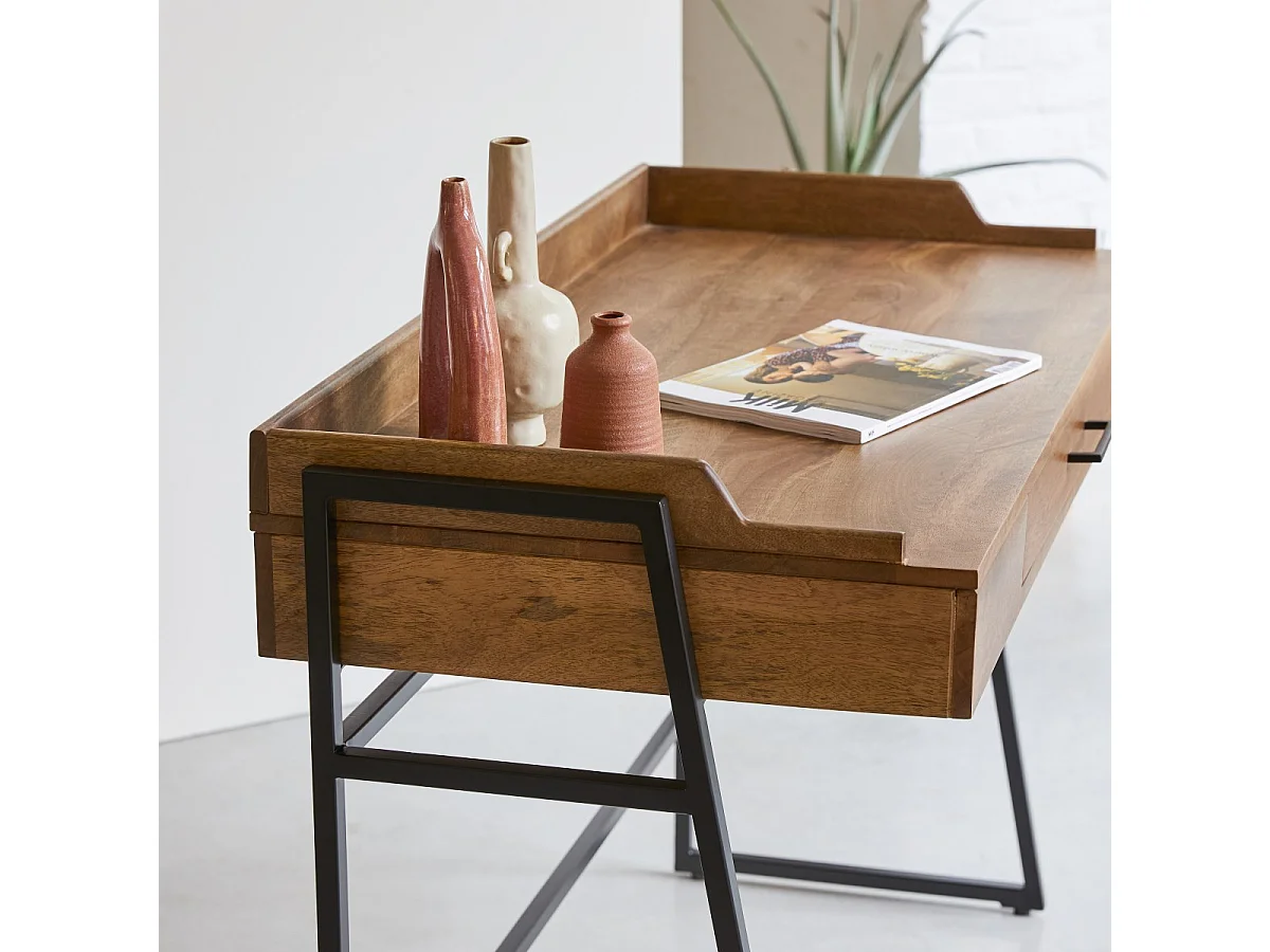 Schreibtisch Hedda aus massivem Mangoholz und Metall 114