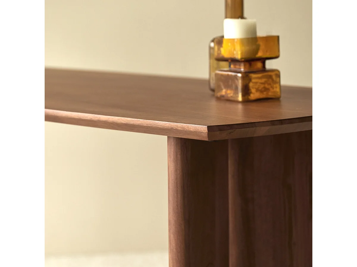 Scrivania in legno di acacia massello da 160 cm Suzanne