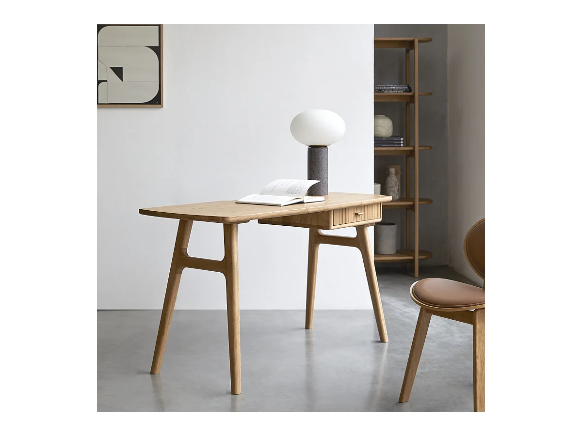 Scrivania in legno di rovere massello