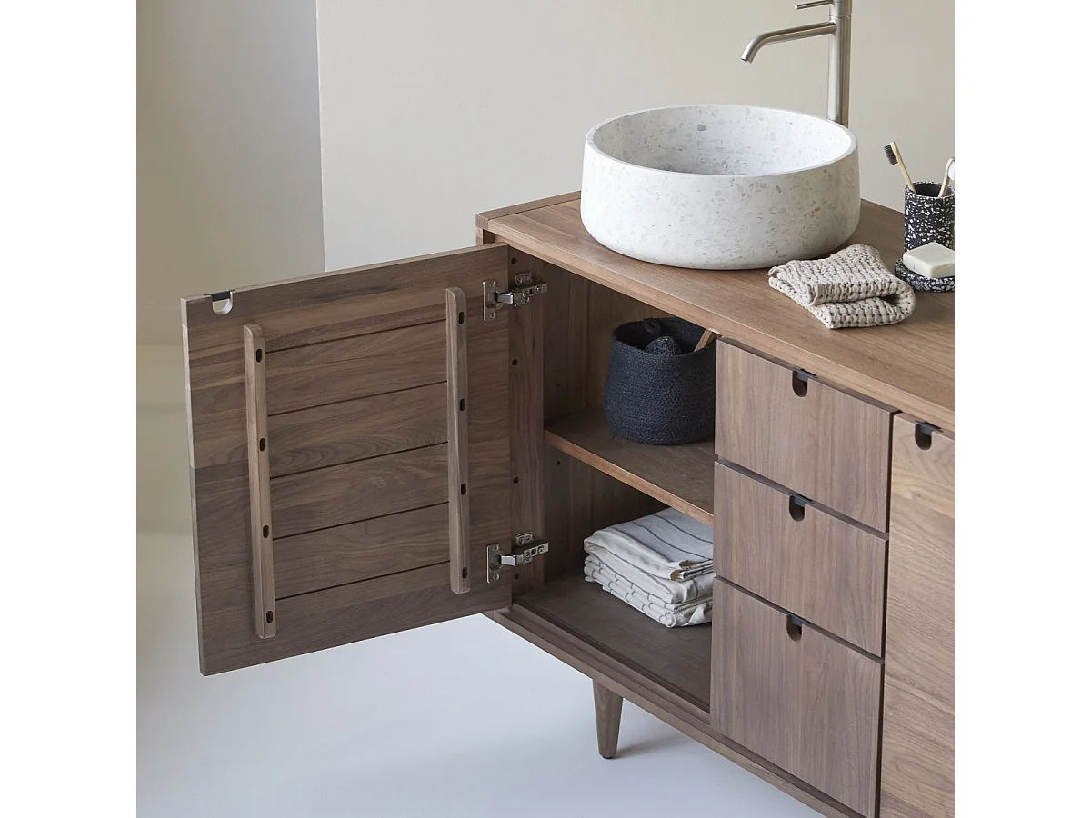 Aufbewahrungsmöbel Jonàk aus Nussbaumholz, 145 cm