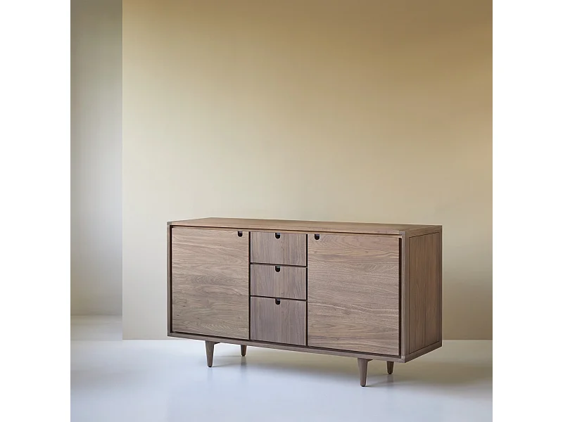 Aufbewahrungsmöbel Jonàk aus Nussbaumholz, 145 cm