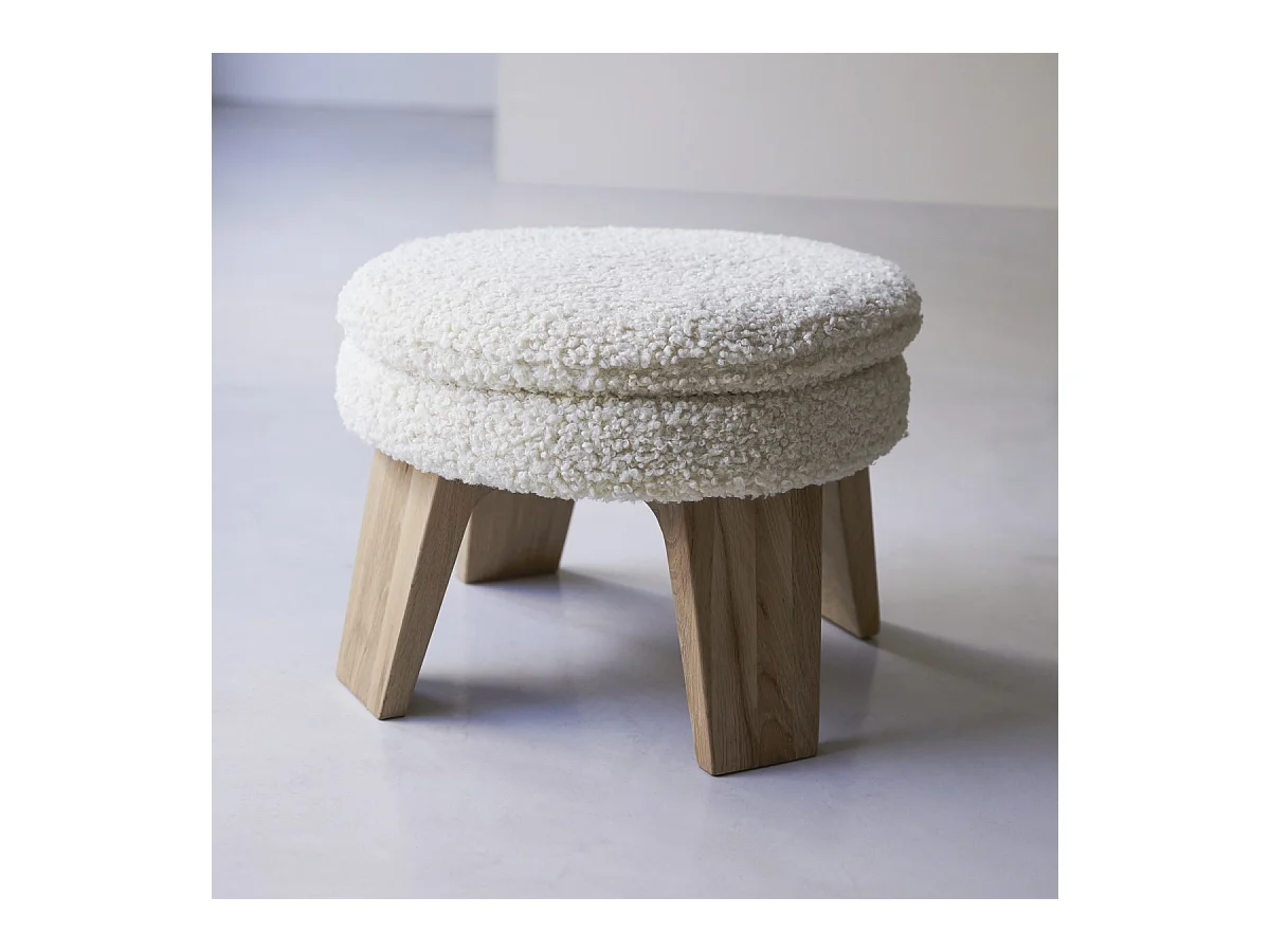 Sitzhocker Mattak Himalaya aus massiver Eiche ,1-Sitz