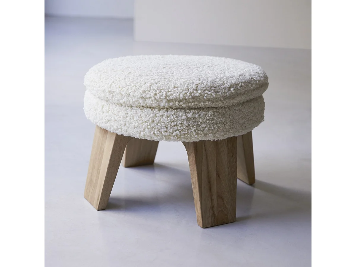 Pouf Mattak Himalaya in legno di quercia massello, 1 posto