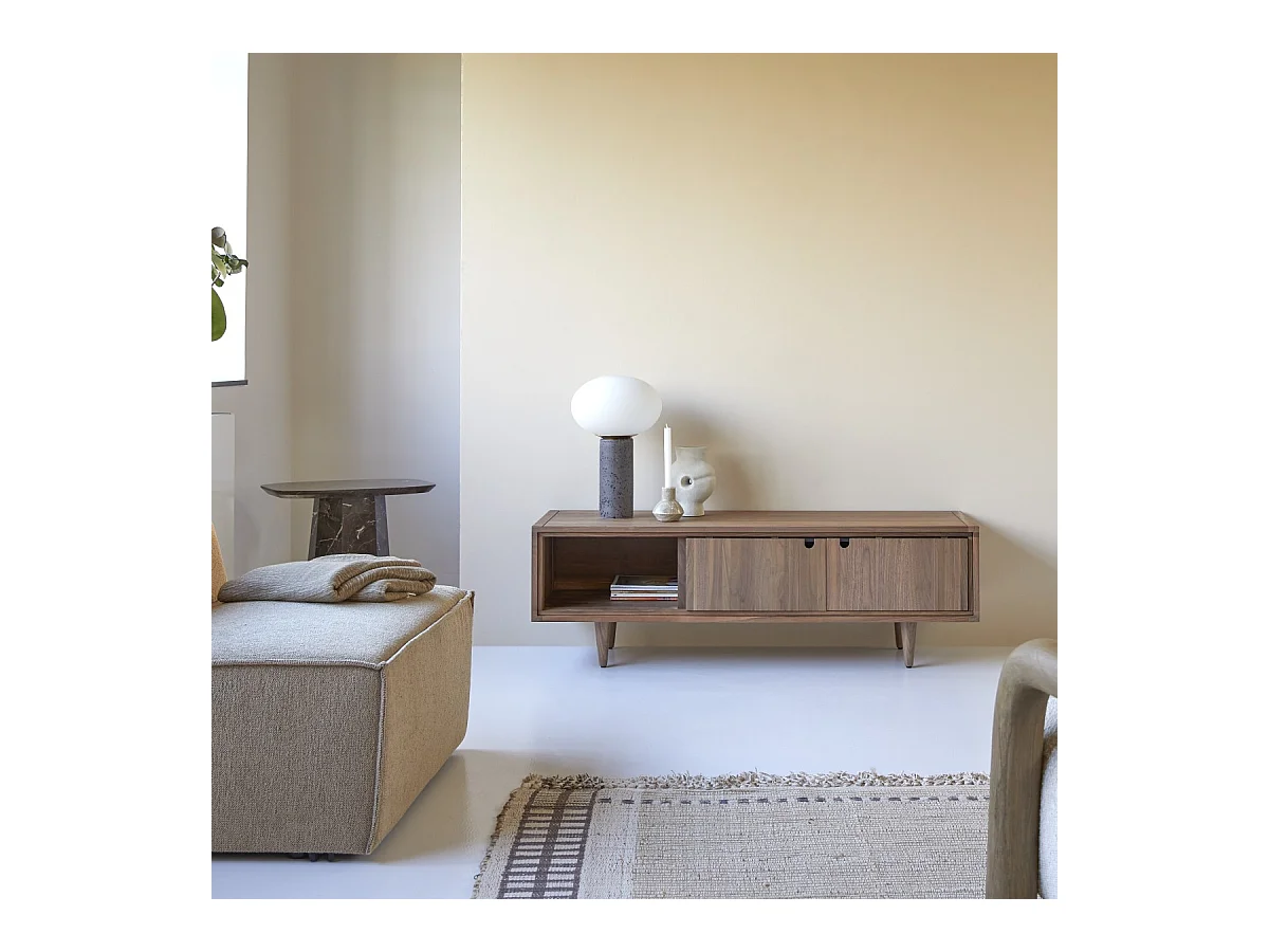 TV-Schrank aus Nussbaumholz 140 Jonàk