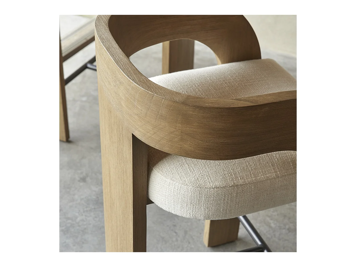 Barstuhl Boti aus massivem Mindiholz mit naturfarbenem Webstoffbezug