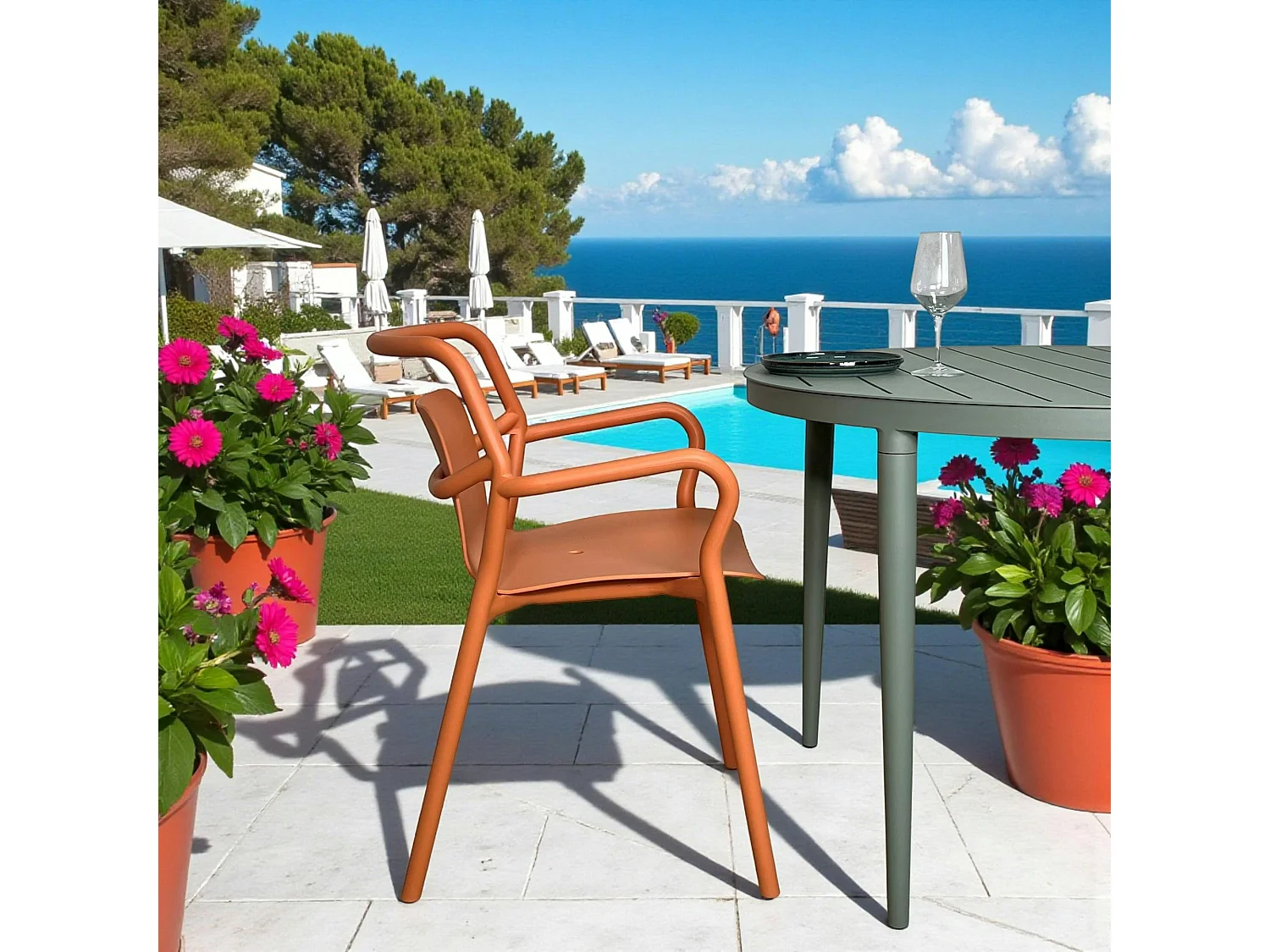 Chaise de jardin design orange, empilable (lot de 2) PINETO