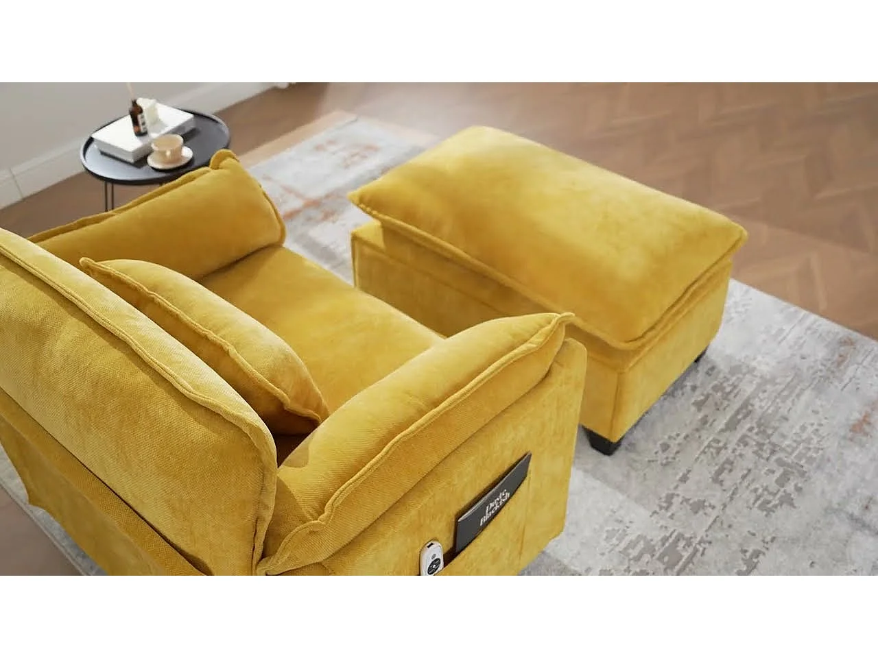 Fauteuil 1 place velours beige ultra moelleux – double assise et coussins confortables - avec repose‑pieds escamotable avec coffre