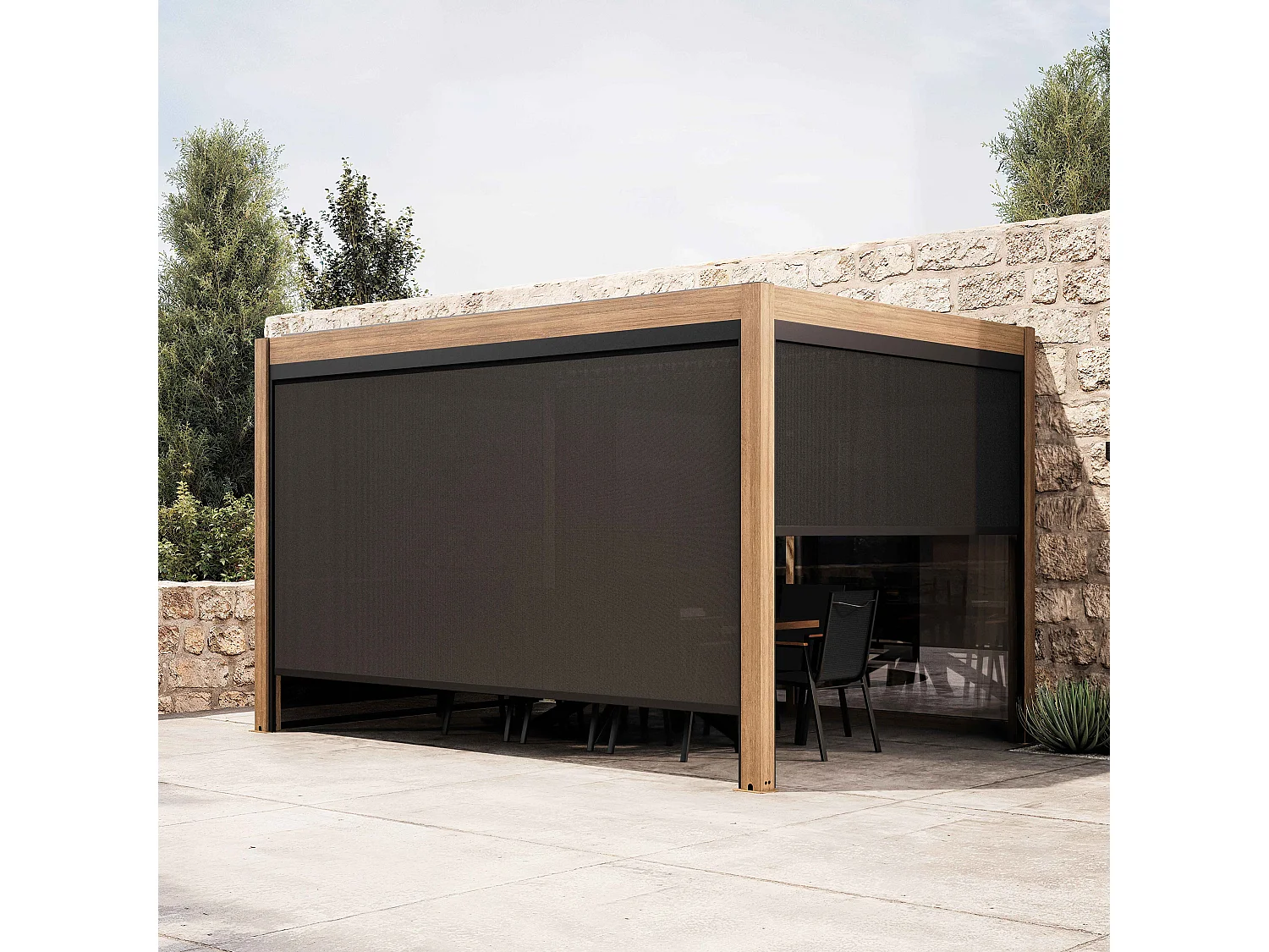 3x4m zelfdragende bioklimatische pergola en 2 grijze houten jaloezieën