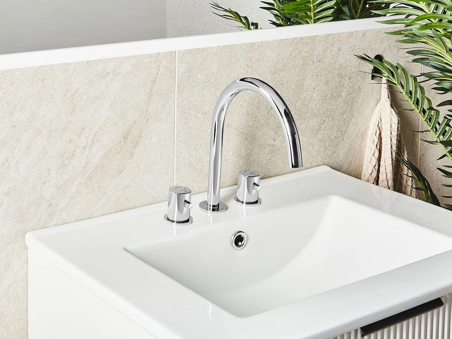 Basin Mixer Tap PILCOMAYO Brass Silver