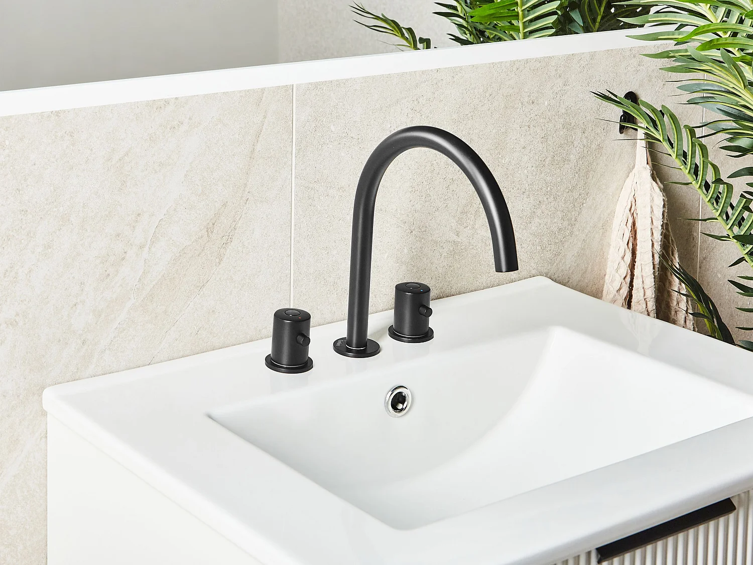 Basin Mixer Tap PILCOMAYO Brass Black