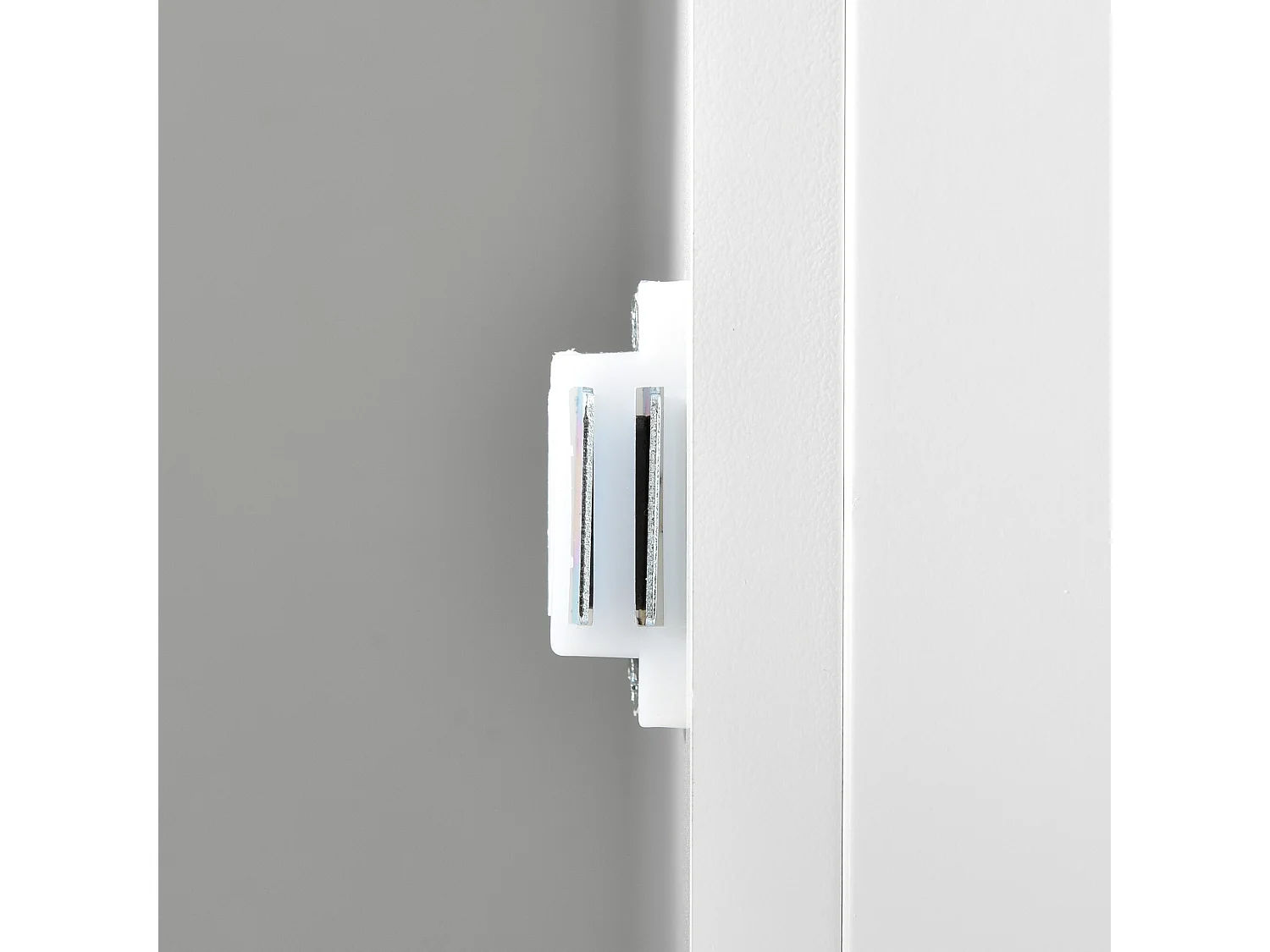 Buffet moderne commode blanc motif floral avec poignées et pieds plaqués d'or laqué, rangement 2 niveaux et 6 compartiments 127L*45P*75H