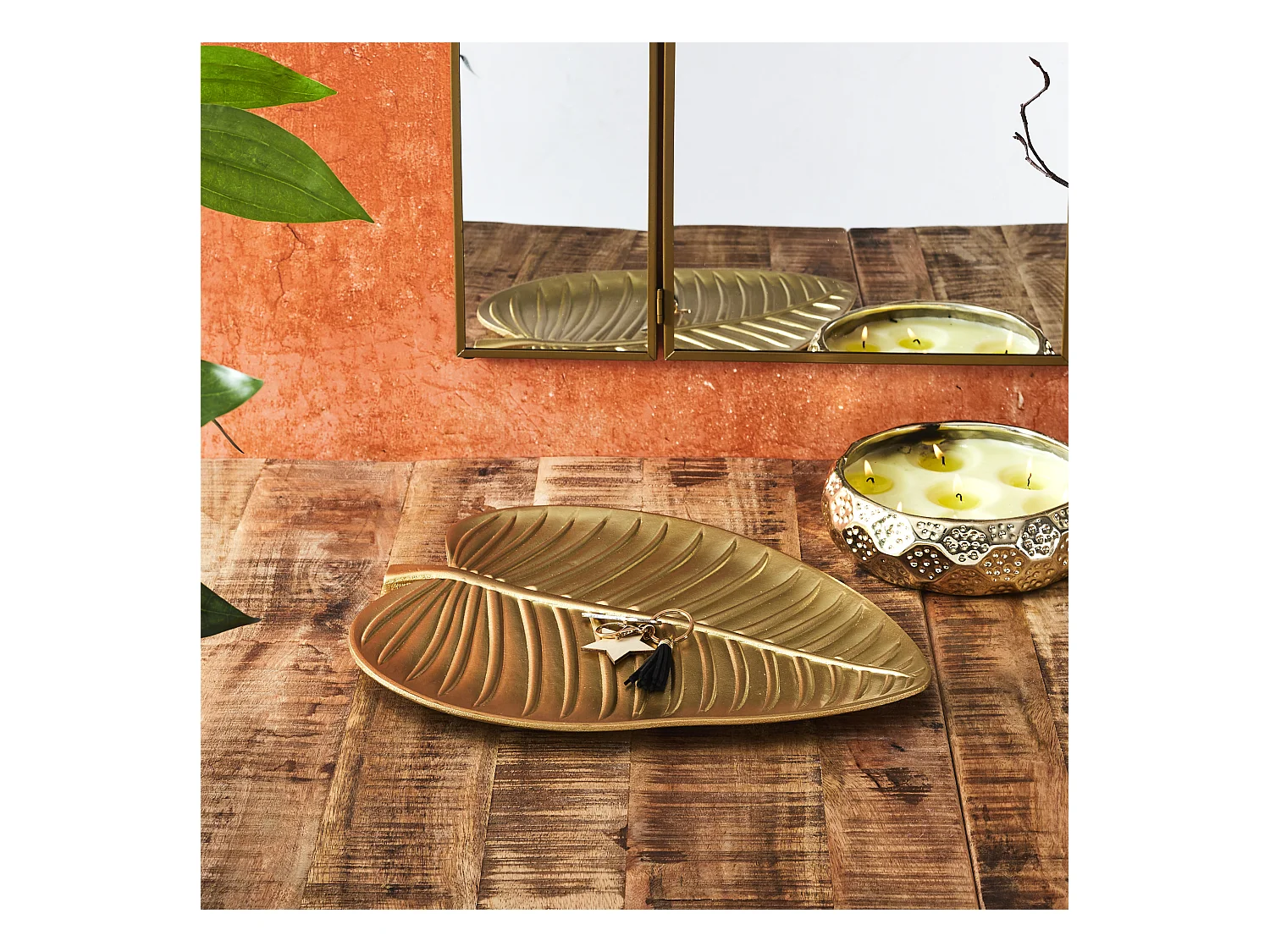 Vide Poche Feuille Dore Or