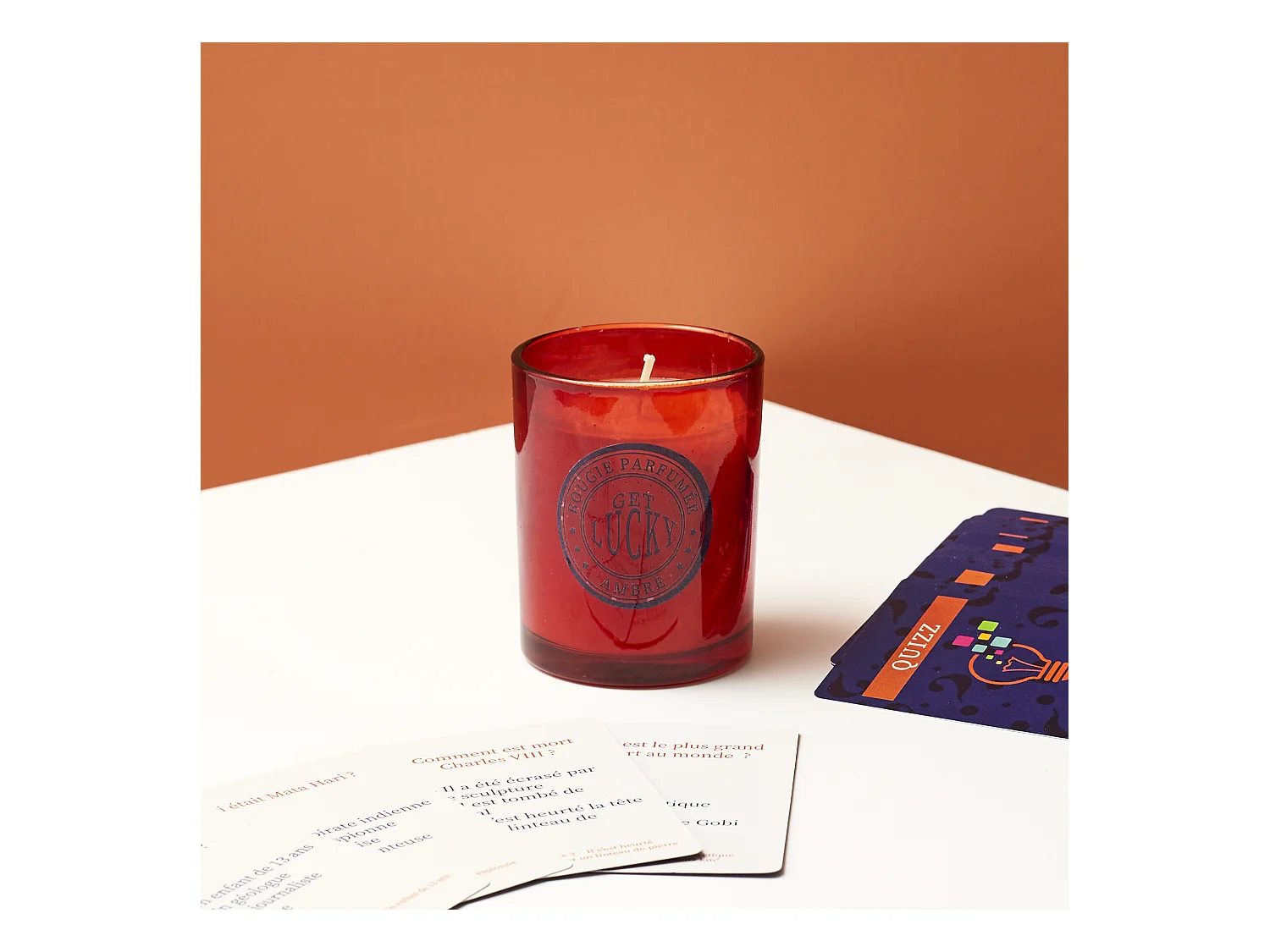 Bougie Parfumee Et Carte Quizz Culture Multicolore
