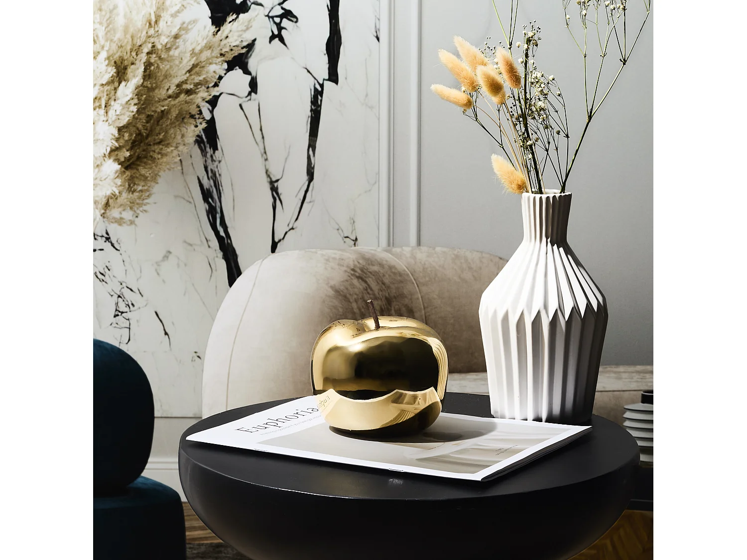 Statue Pomme Dore H13cm Or