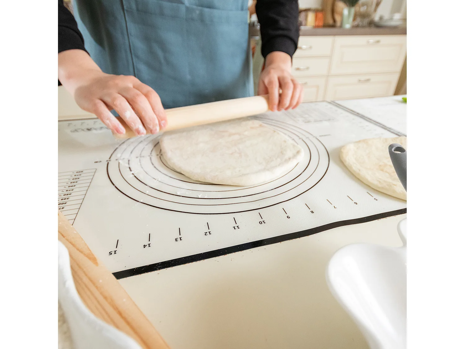 Tapis Patisserie Anti Adhesif Gradue 60x40cm8 Gris