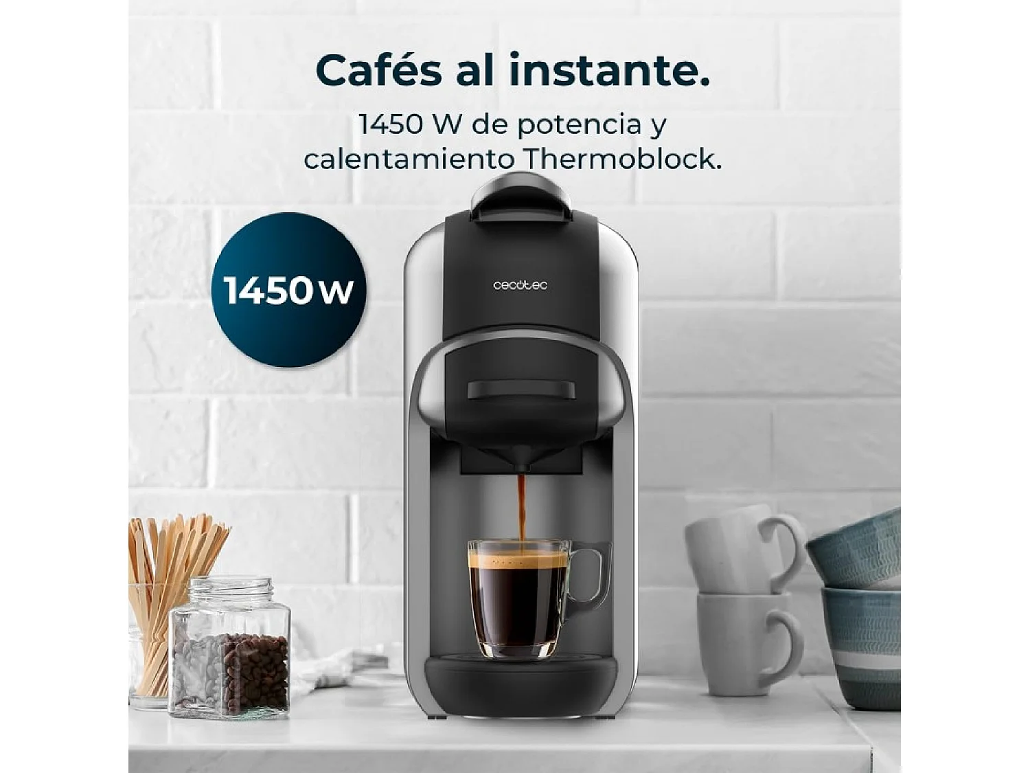 Cecotec machines à café à capsules FreeStyle Compact. Cafetière espresso très compacte 3 en 1. Adaptée pour café moulu, Dolce Gusto et Nespresso.