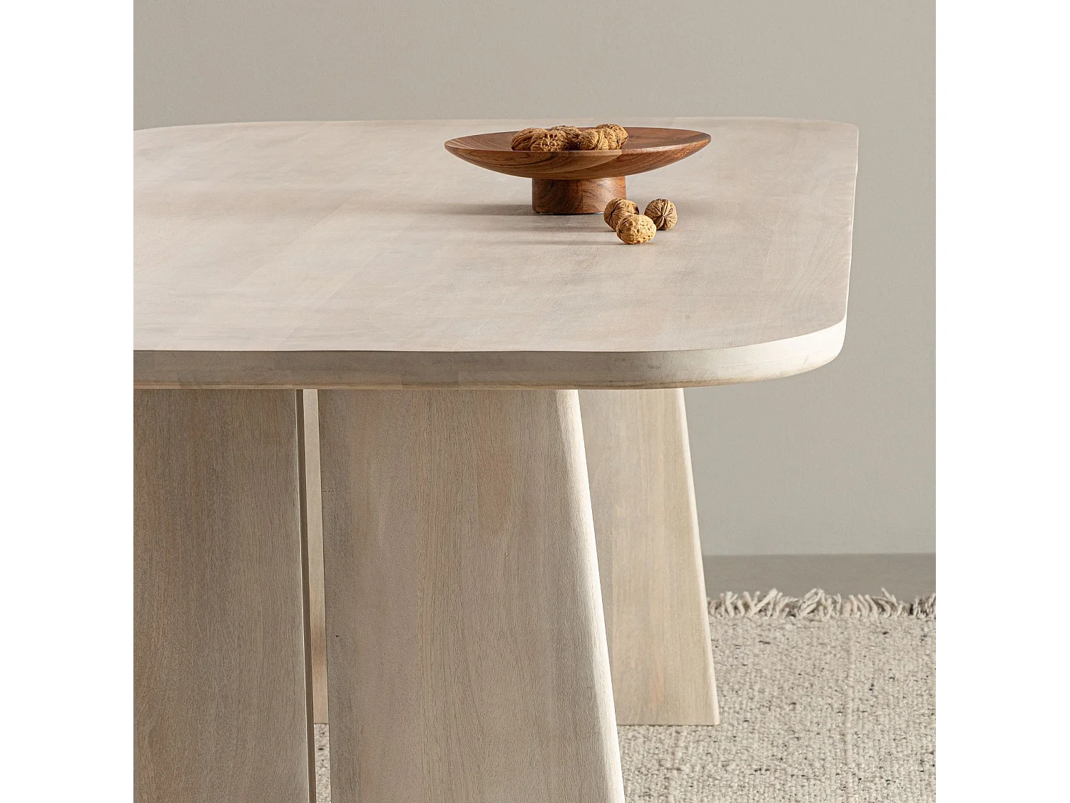 Table rectangulaire en manguier massif blanchi 8 places L200 - TOKYO