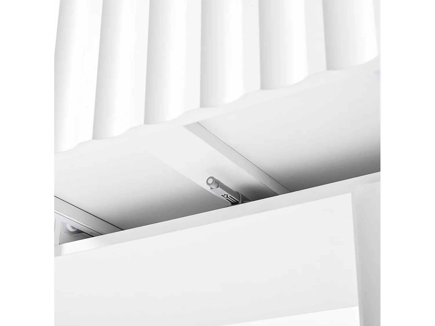 URBAN MEUBLE Coiffeuse blanche avec design ondulé, miroir éclairage LED