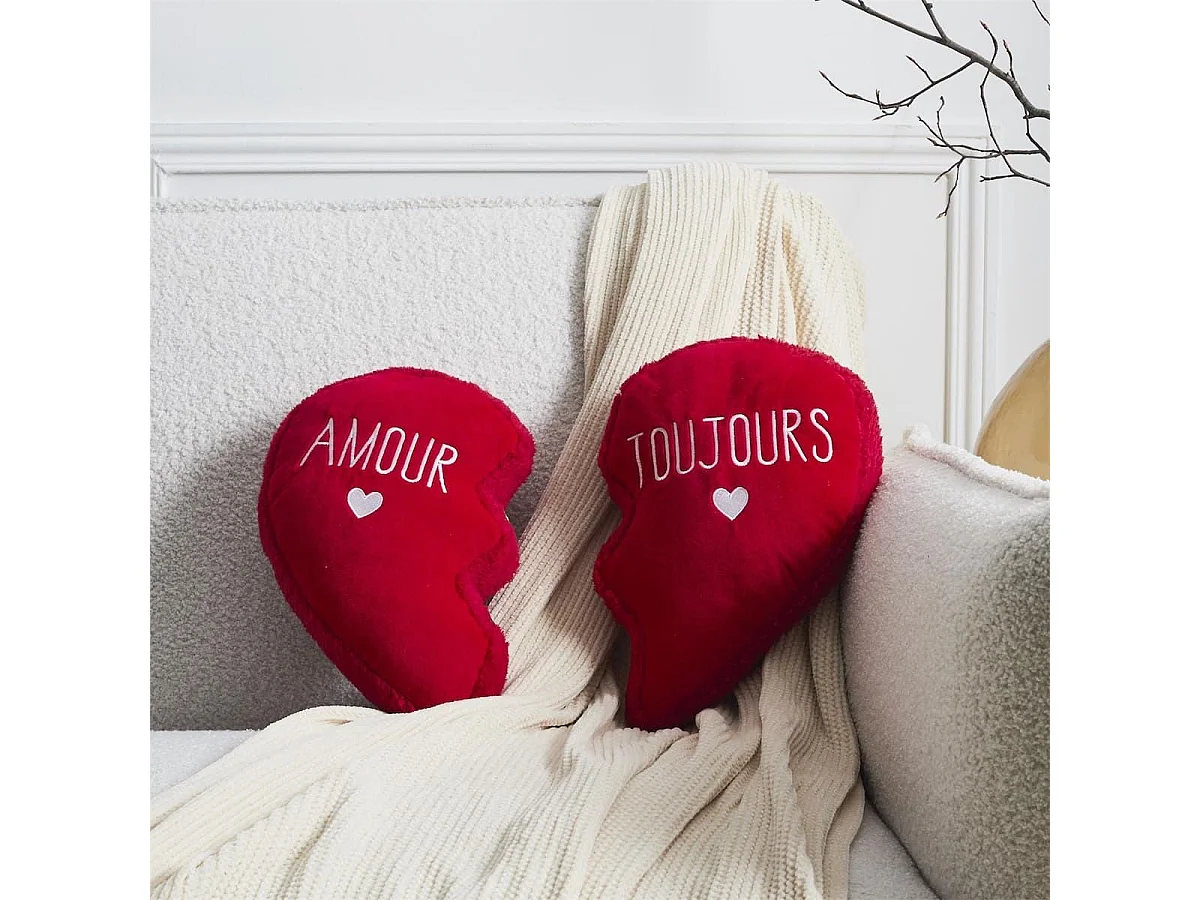 Coussin en forme de cœur détachable en polyester rouge