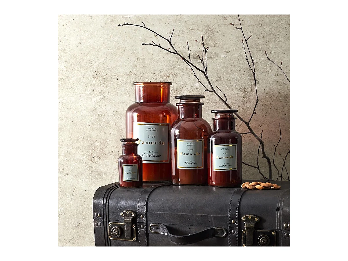 Bougie XXL en verre marron parfum amande (H25cm)