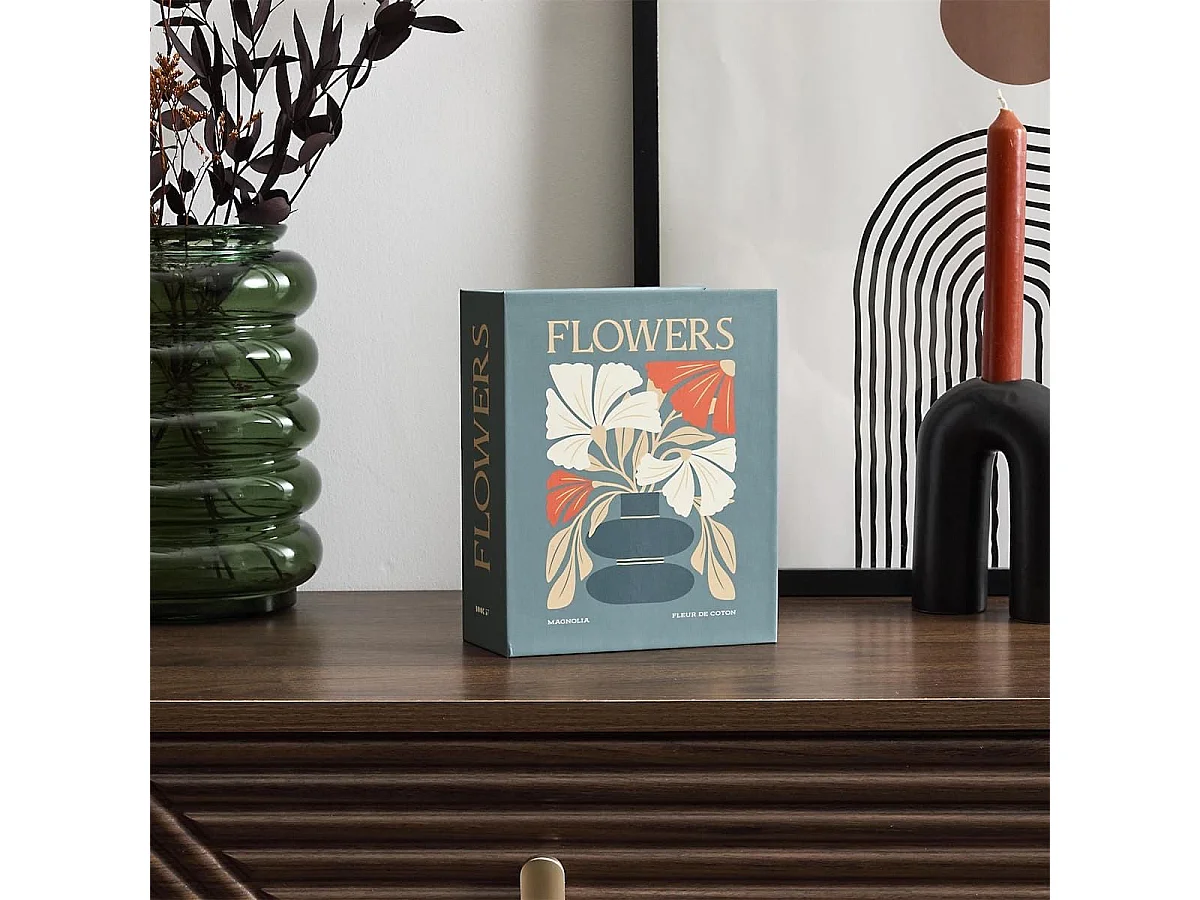 Coffret avec 1 bougie parfumée magnolia et 1 diffuseur fleur de coton