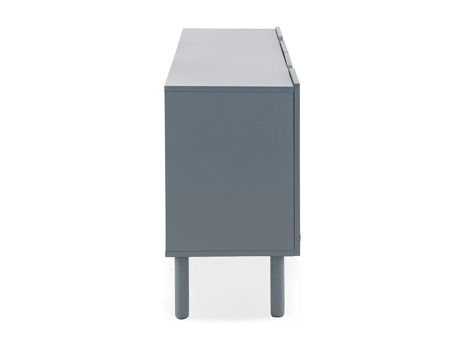 Aparador azul con cantos redondos en las esquinas de puertas