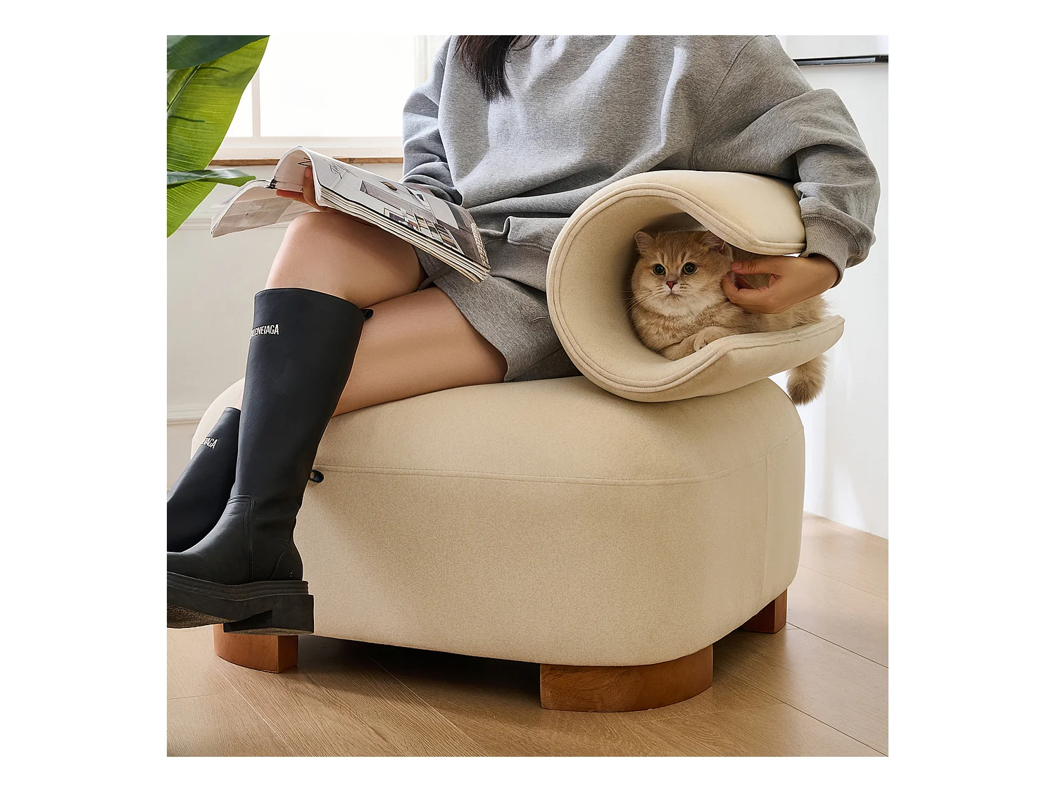 Sofa z legowiskiem dla kota - 79 x 69 x 64 cm - futon dla zwierząt - Drewno - Beżowy