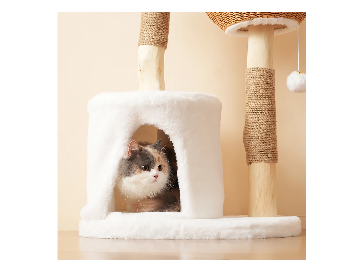 Arbre à chat - 60 x 42 x 108 cm – avec 2 paniers + 1 grotte + balle en peluche + coussin épais - bois - naturel clair