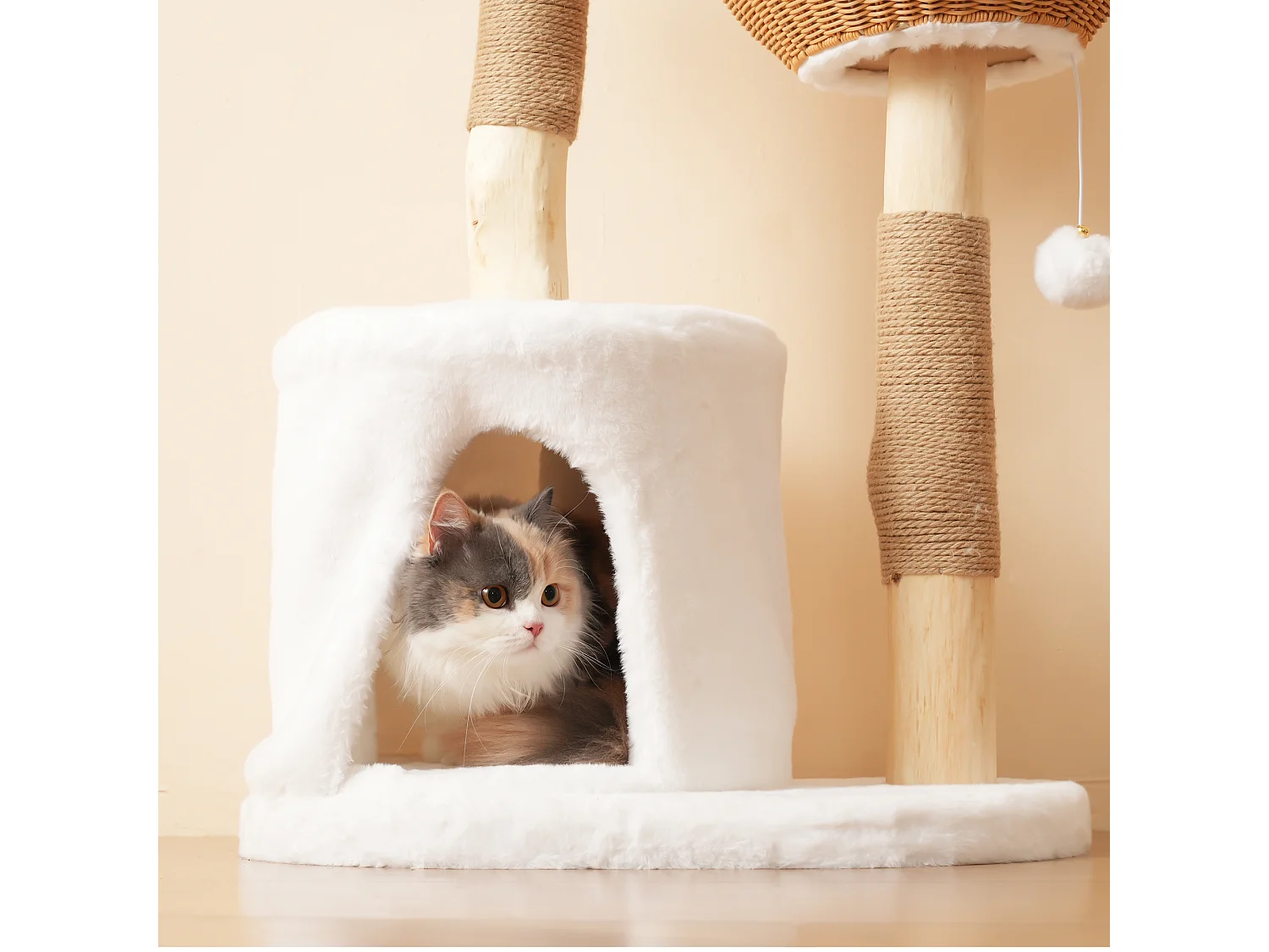 Arbre à chat - 60 x 42 x 108 cm – avec 2 paniers + 1 grotte + balle en peluche + coussin épais - bois - naturel clair