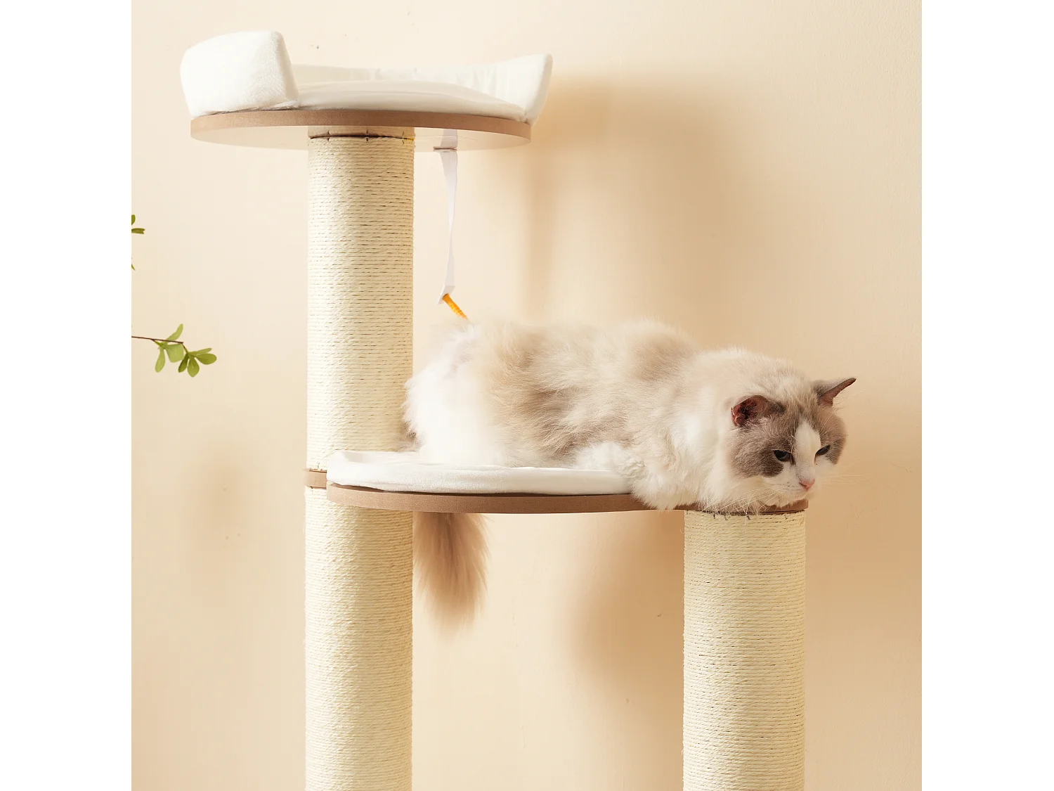 Arbre à chat - 60 x 48 x 135 cm - avec 3 plateformes + 1 maison + tapis amovibles - MDF - blanc