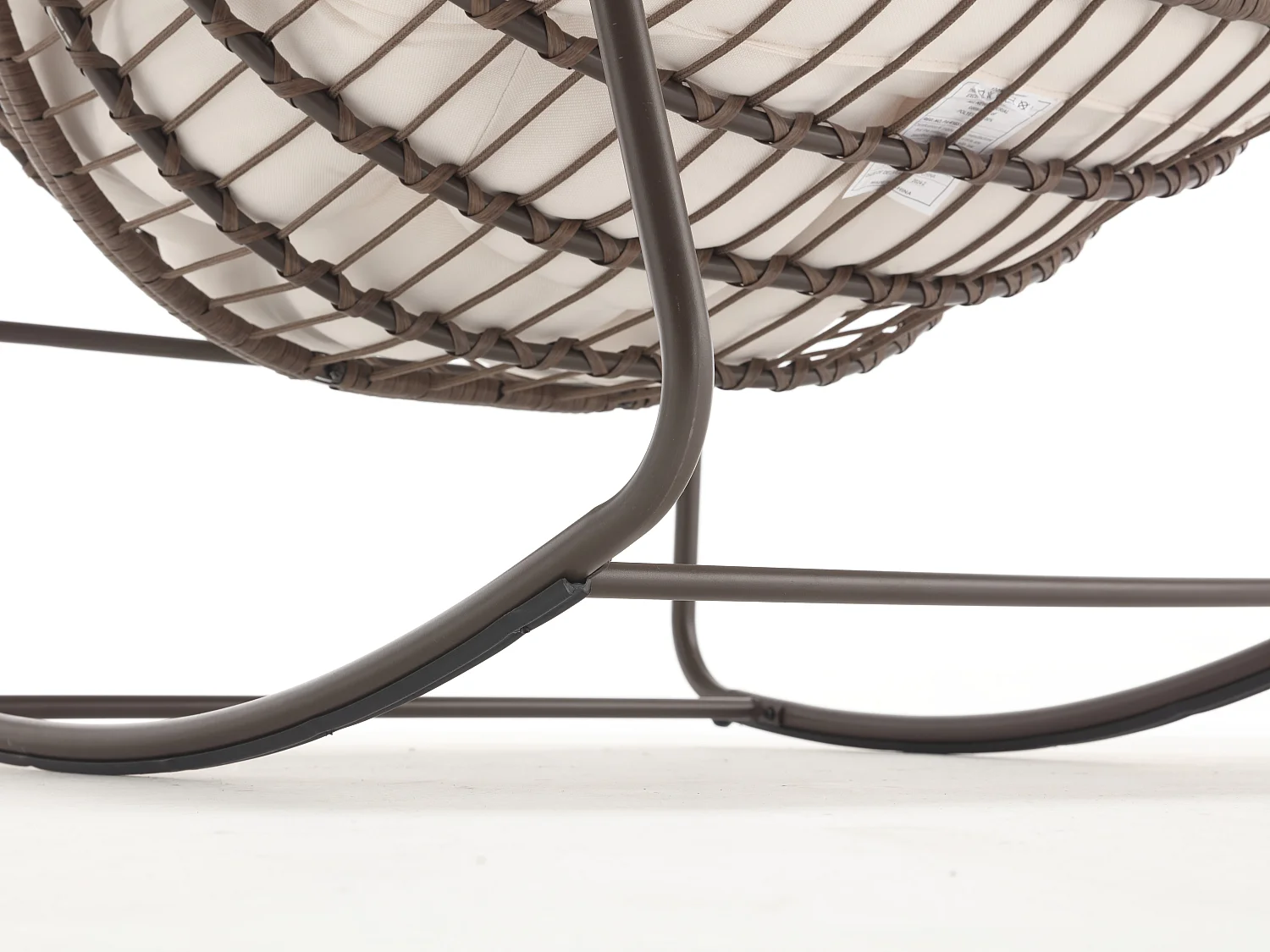 Cocon - Fauteuil à Bascule en Rotin Naturel - Forme Œuf et Coussin Blanc Crème - Confortable pour Salon, Véranda ou Chambre