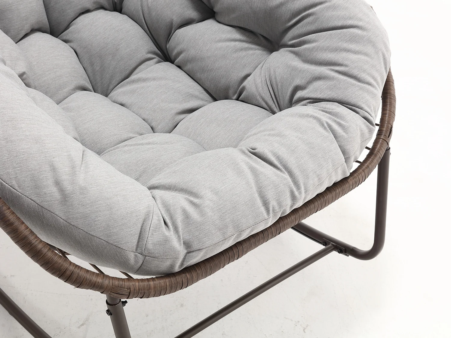 Cocon - Fauteuil à Bascule en Rotin Naturel - Forme Œuf et Coussin Gris Clair - Confortable pour Salon, Véranda ou Chambre