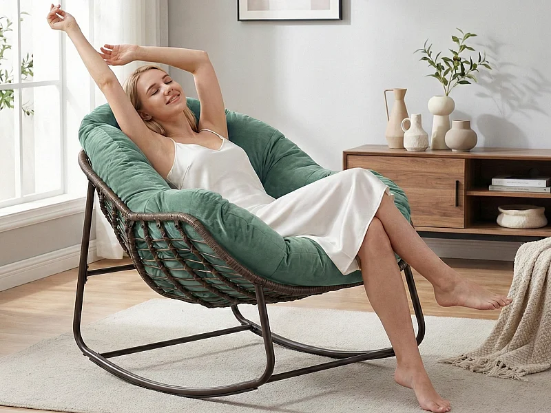 Cocon - Rotan schommelstoel - stalen frame met zacht kussen - binnen- en buitengebruik