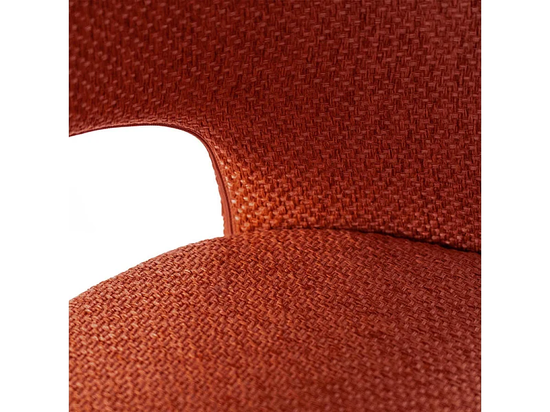 Set di 2 sgabelli alti "Alan" in tessuto arancione imbottiti con poggiapiedi cm 52x50 98h