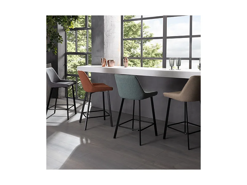 Lot de 2 tabourets hauts "Fox" gris foncé en tissu rembourré avec repose-pieds cm 44x50 94h