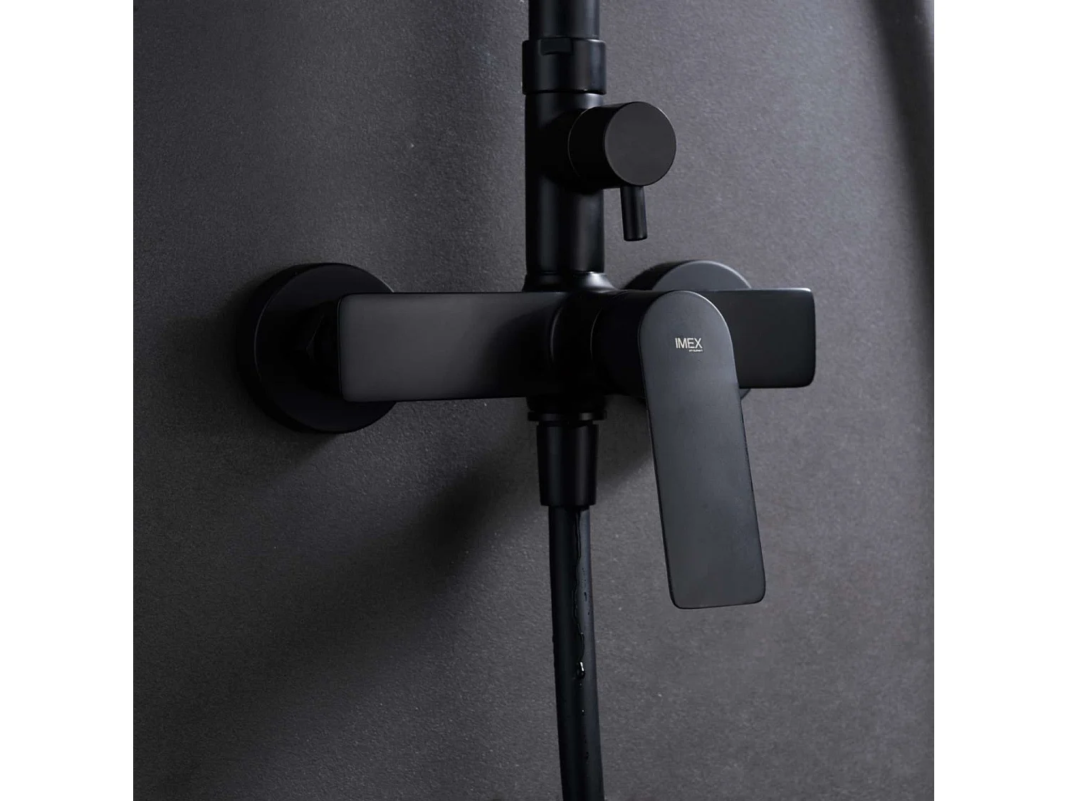 Colonne de Douche noir mat anti-calcaire - Design Moderne et Économie d'eau - Kit Complet LUXOR IMEX