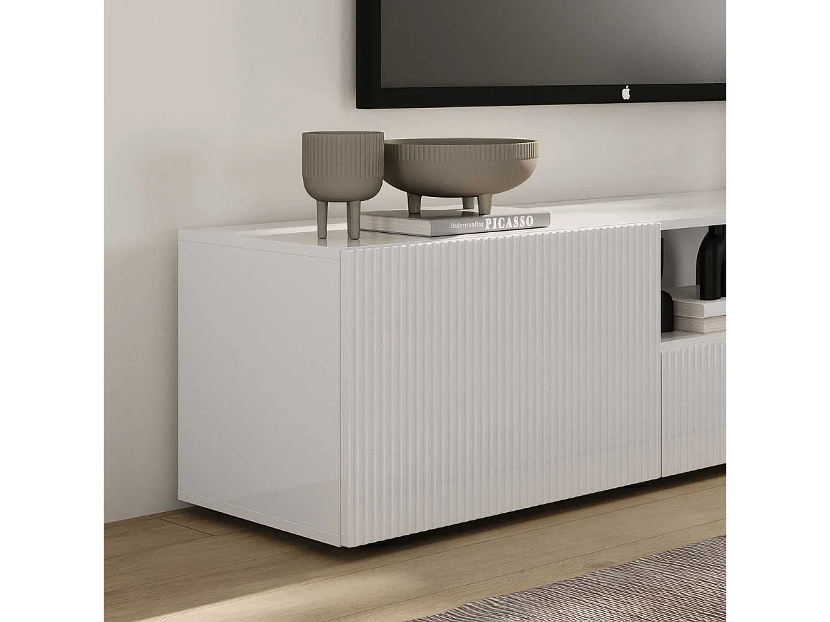 Meuble TV 2 portes 1 tiroir blanc façades relief à stries verticales - JANEIRO BLANC