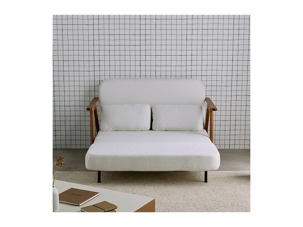 Banquette canapé convertible 2 places bois d'hévéa teinté noyer clair et bouclette texturée blanche L 133 x P 81 x 84cm - Sven