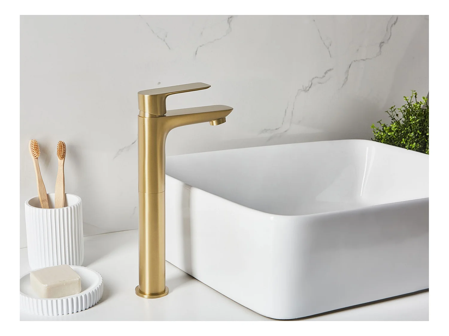 Robinet mitigeur de lavabo CHIMBOTE Laiton Doré