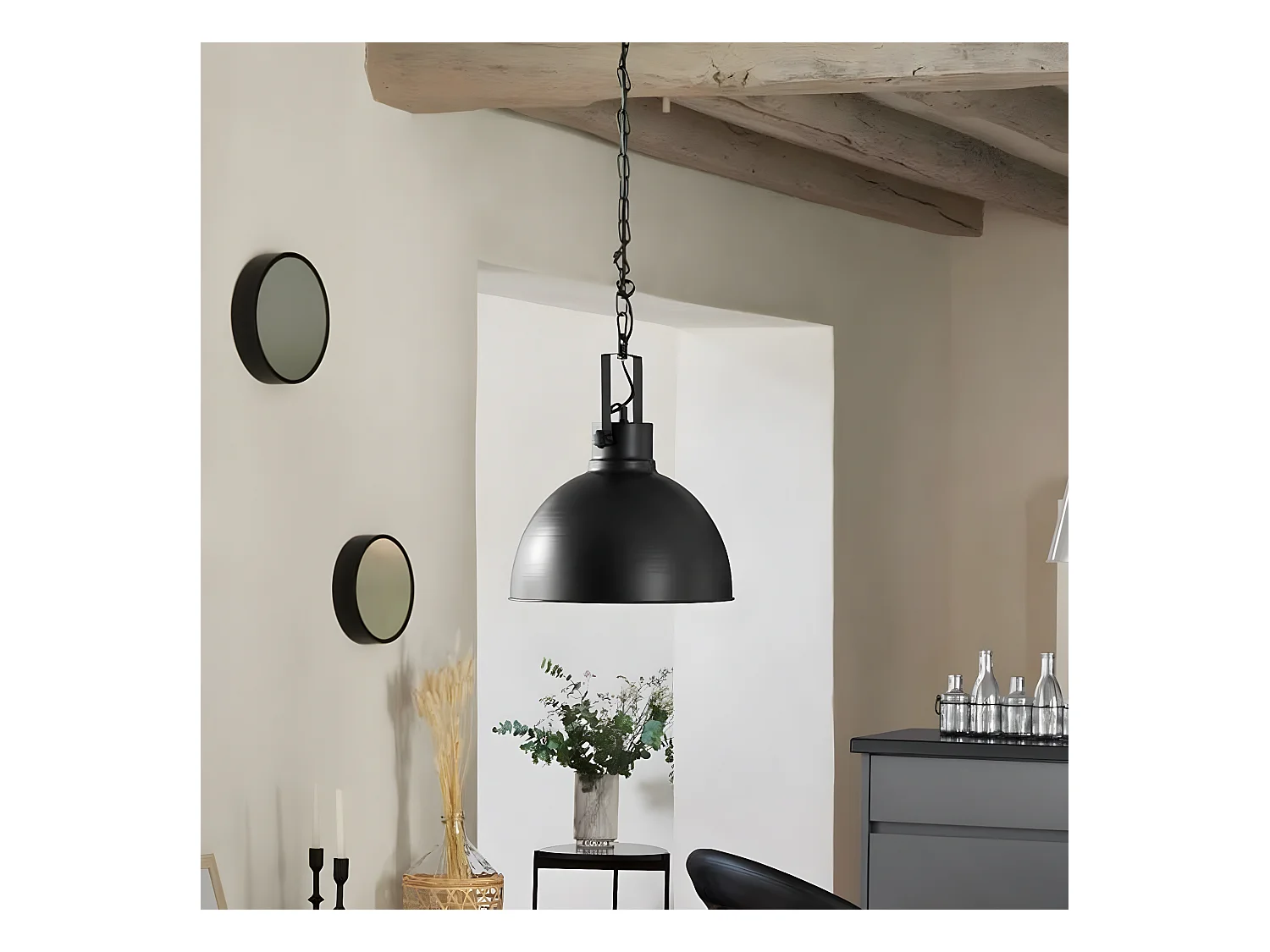 Suspension ronde en métal coloris noir - Diamètre 30 x hauteur 35 cm