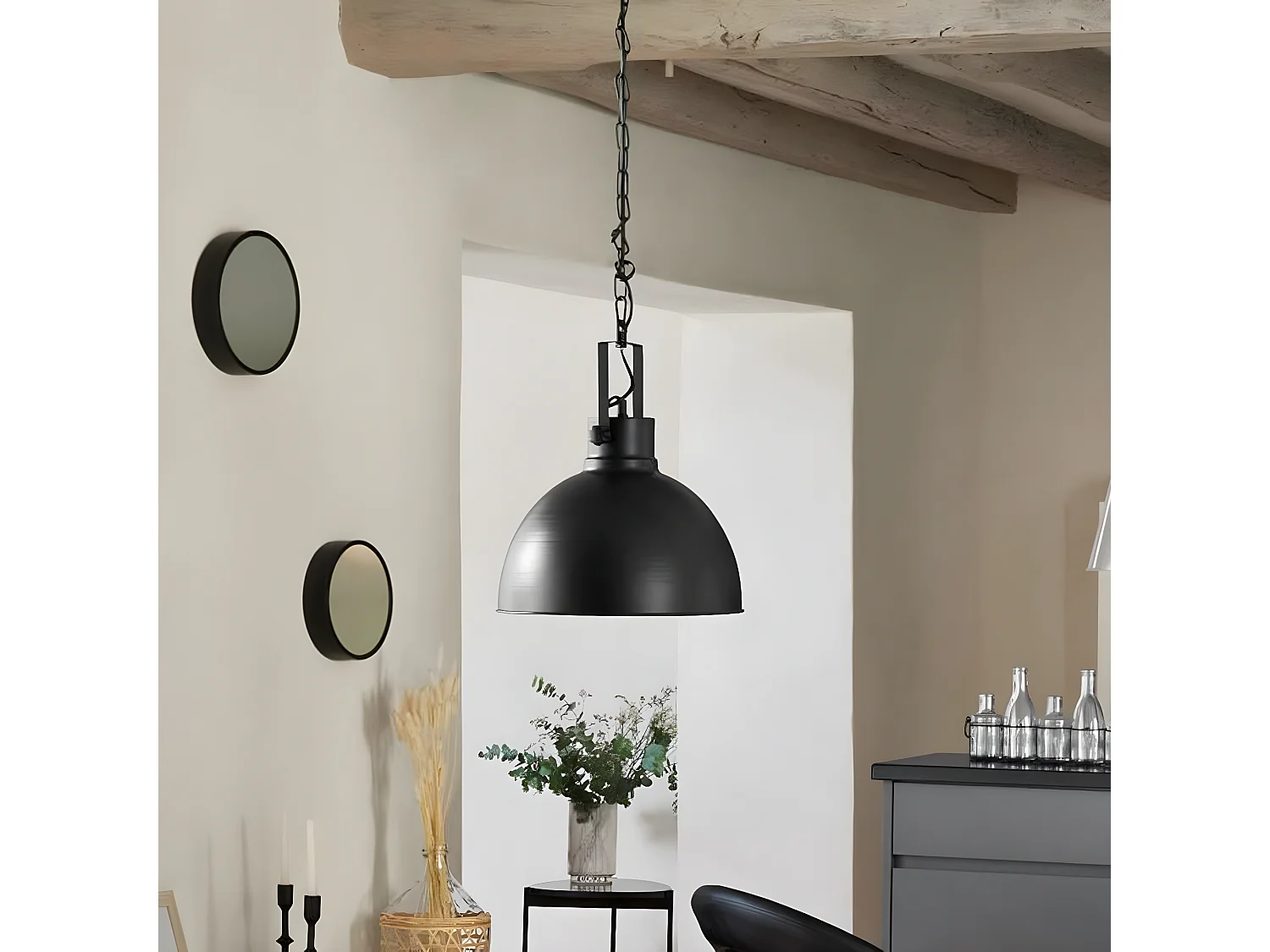 Suspension ronde en métal coloris noir - Diamètre 30 x hauteur 35 cm