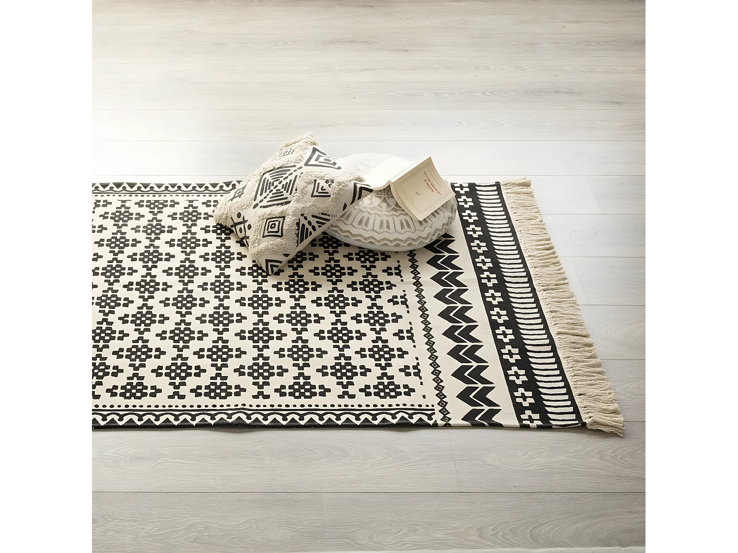 Tapis décoratif en Coton Noir Écru 120 x170 cm