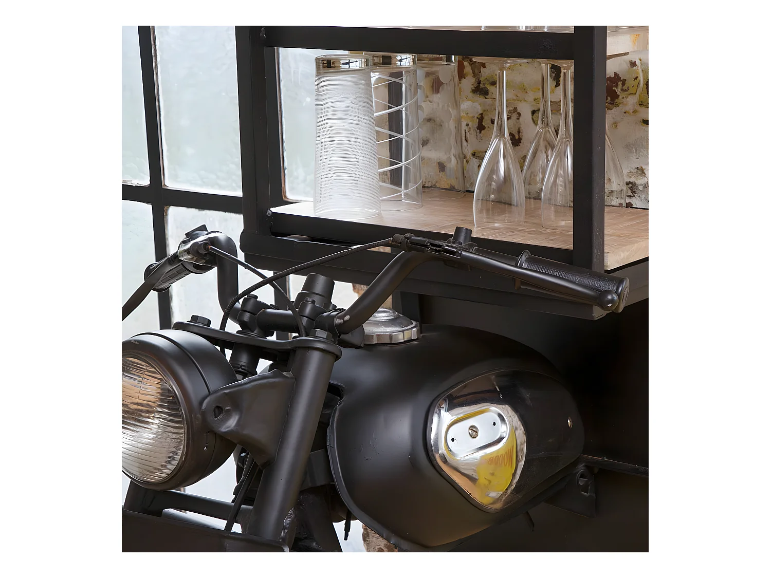 Etagère avant de moto en métal noir Tata