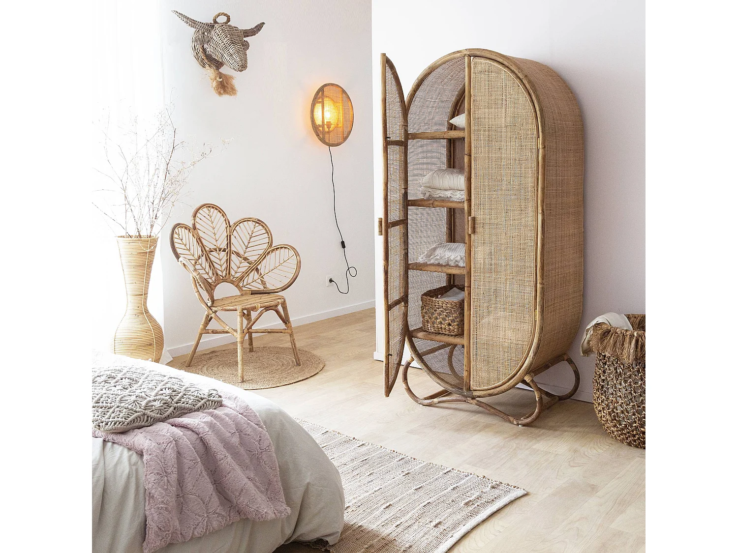 Armoire arrondie en rotin 4 étagères Rim