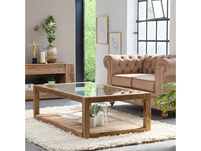 Mesa de centro de madera reciclada y vidrio Blaise con doble estante de almacenamiento