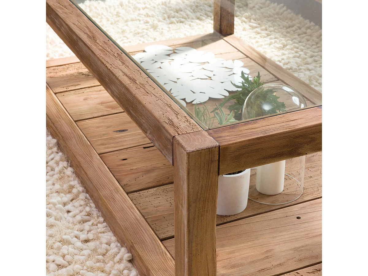 Mesa de centro de madera reciclada y vidrio Blaise con doble estante de almacenamiento