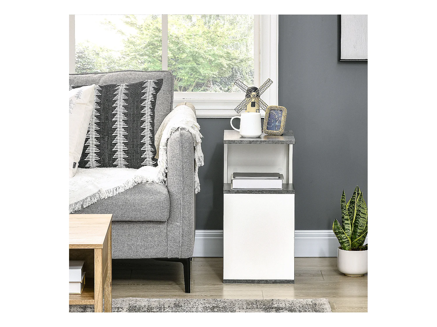 Comodino con ripiano aperto in truciolato grigio e bianco