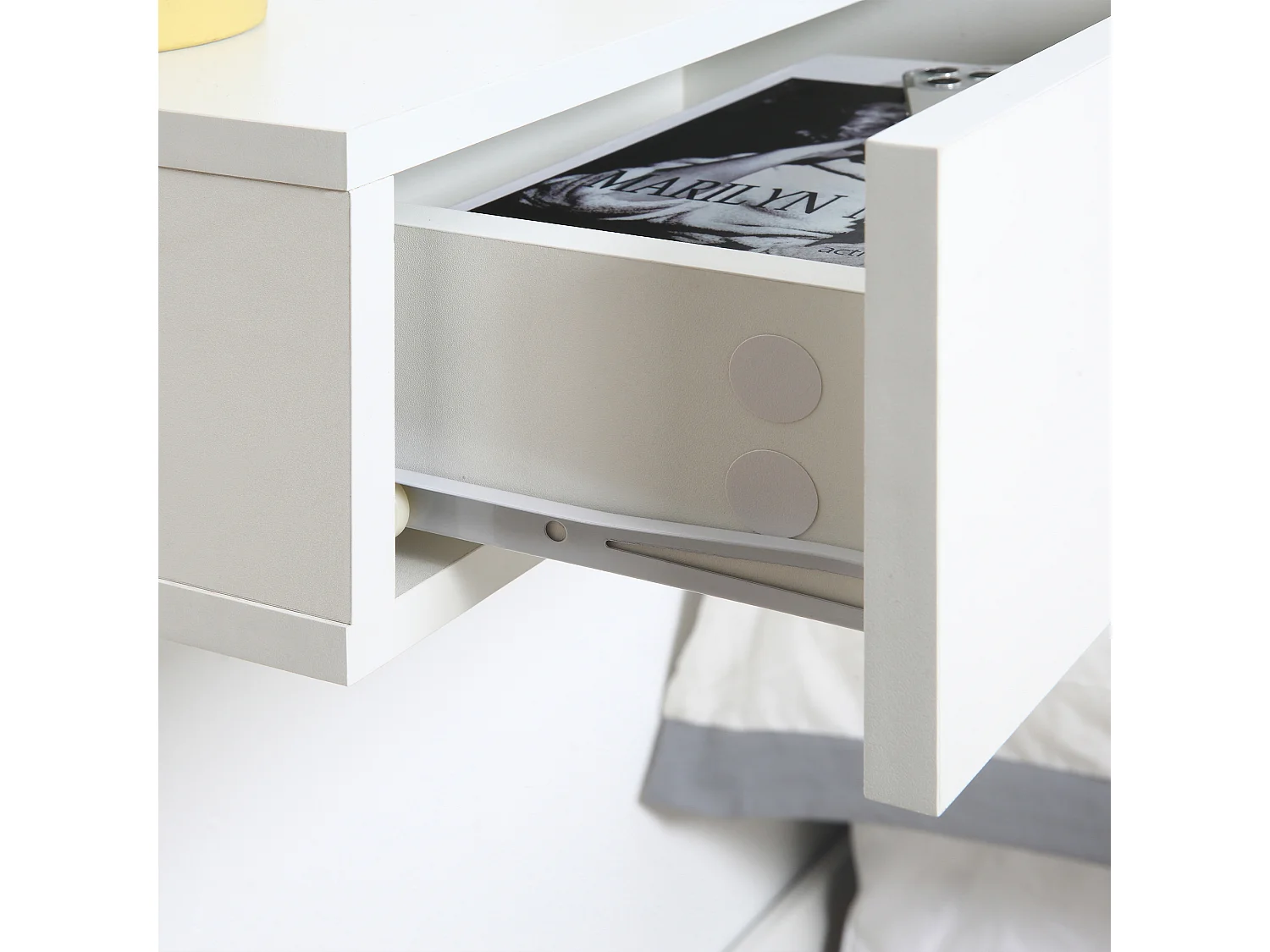 HOMCOM Set 2 Comodini Sospesi Design Moderno Legno Bianco 40x30x15cm