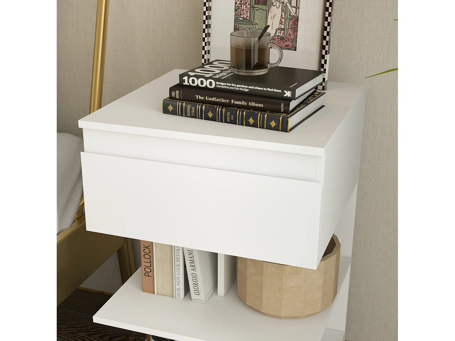 Comodino moderno bianco con un cassetto e 2 ripiani