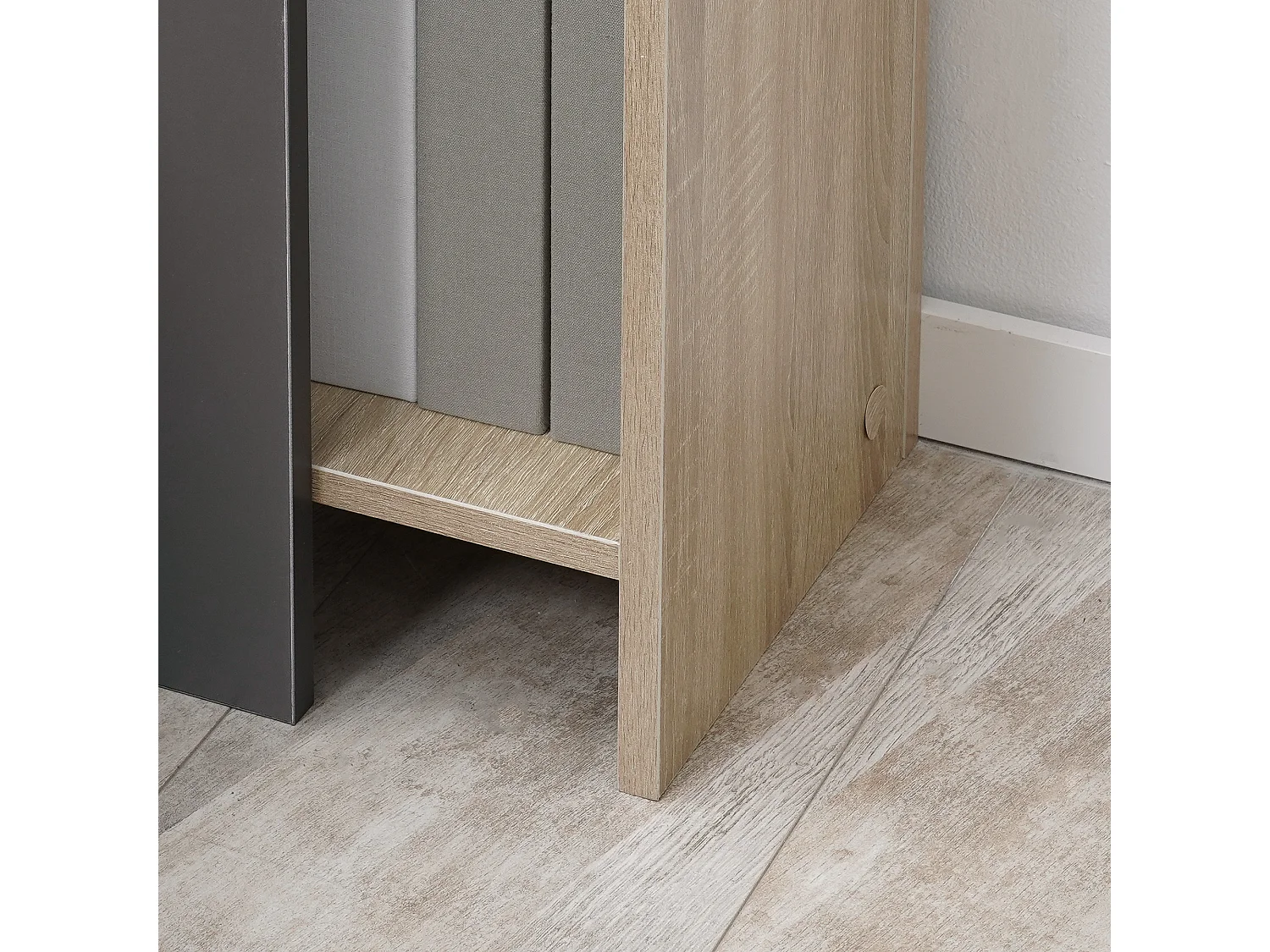 Comodino moderno set 2 pz con ripiano aperto in truciolato